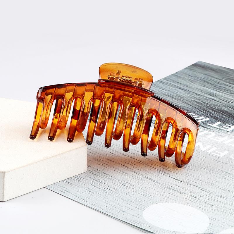 Elegant Brown Hair Claw Large Crab Hairpins Summer Hair Clips for Women Girls Thick Hair Accessories Tortoiseshell Barrette Gift