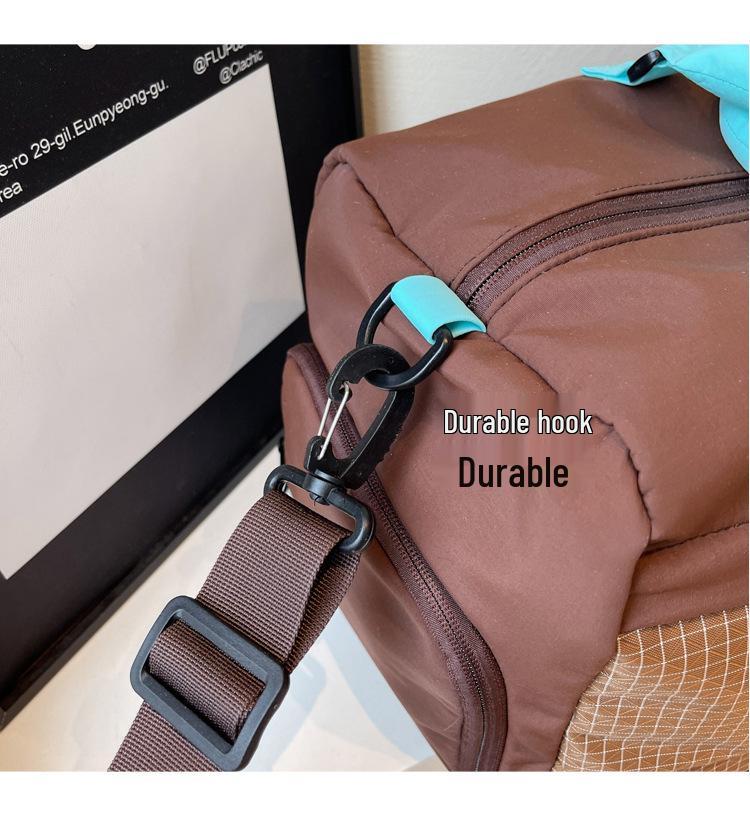High-Capacity Commute & Travel Tote: Stylish Sports Fitness and Business Trip Bag for Men & Women