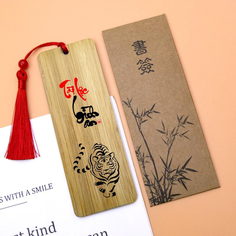 Bamboo Zodiac Bookmark with Blessing Words - Wooden Pendant Gift for Students & Friends