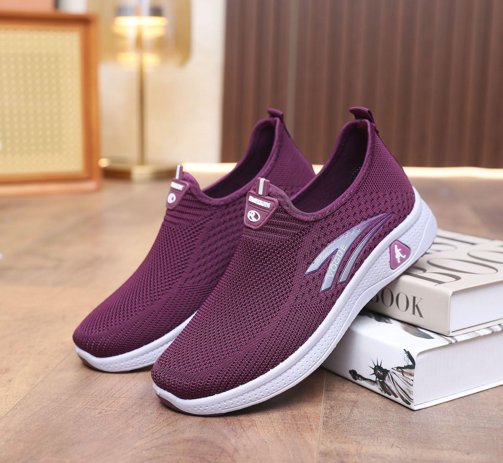 

Old Beijing cloth shoes women s single shoes flying woven surface one pedal walking women s shoes mother shoes non-slip soft-soled casual sports shoes 41