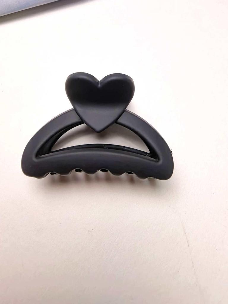 4cm Frosted Milk Coffee Hair Claw Clip for Women’s Updo – Small, Simple, Shark Design
