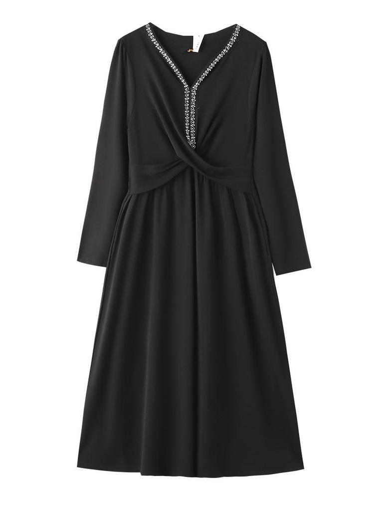 Autumn/Winter Plus Size Women's Mid-Length Dress: Stylish & Age-Reducing Design for 130-350 Jin