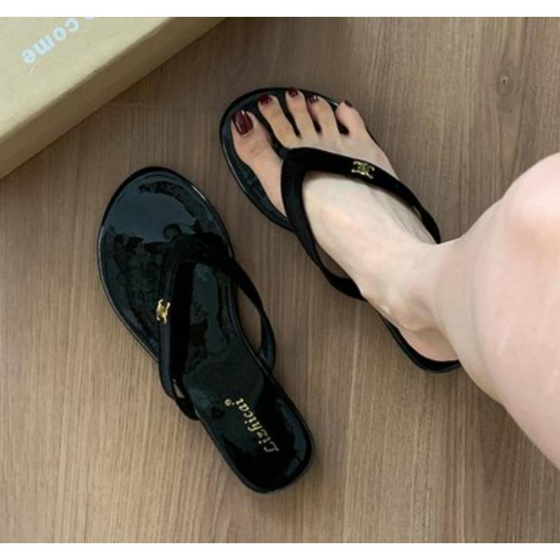 New Designer Summer Women Slippers Fashion Elegant Clip Toe Slides Shoes Ladies Outdoor Flats Beach Sandalias Flip Flop