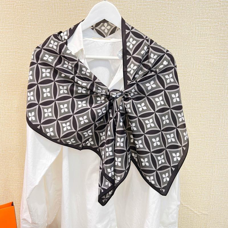 

Silk Scarf Women S Summer Silk Scarf Mulberry Silk Scarf Gift Foreign Style Spring And Autumn Shawl 145CM