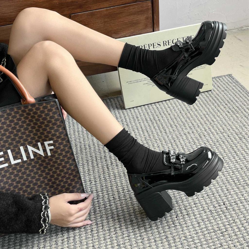 Muffin Thick-soled 8CM Cow Patent Leather Loafers Women's 2025 New Small Rhinestone One-pedal Small Leather Shoes