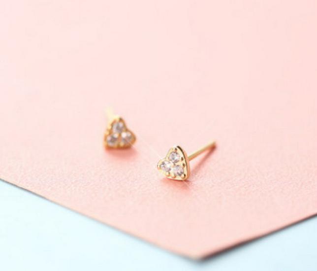 Women's Gold & Silver Earrings: Simple Ear Studs & Celeb-Inspired Dongdaemun Style