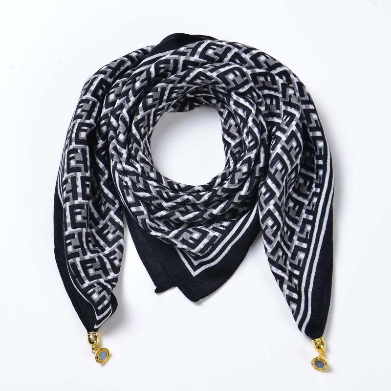 Hot-selling women's autumn and winter warm magnetic triangle neck protection scarf four seasons versatile velvet decorative scarf