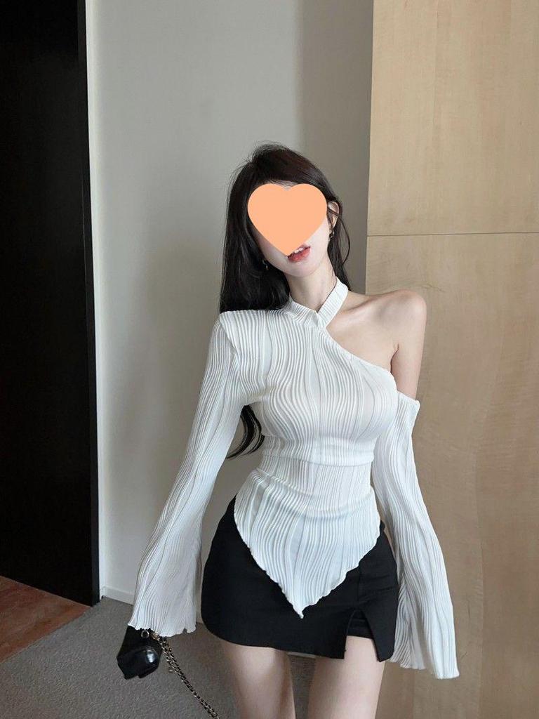 Autumn/Winter Spicy Off-Shoulder Halter Long Sleeve T-shirt for Women