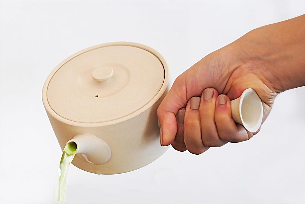 Nankai Tsusho Rokusan Tokoname Flat Teapot, White, Size: Approx. W15.5 X D20.5 X H7.5 Cm, Product Code: 0747-007