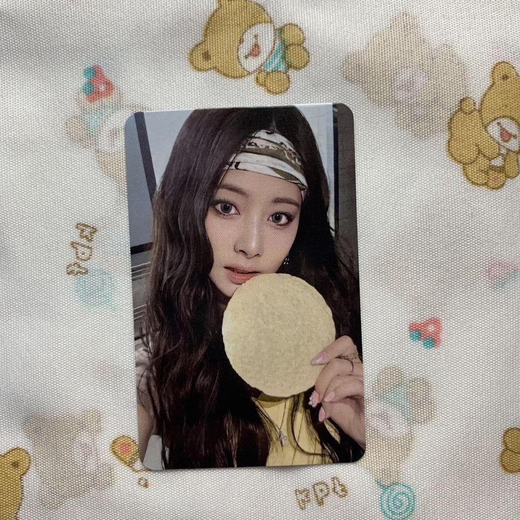 [USED] TWICE Sanok Inga THIS IS FOR Tzuyu 7/13 Trading Card