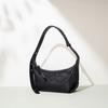 Niche Design, Fashionable, Simple and Retro Crossbody Bag, High-end Commuter Bag, Versatile Single-shoulder and Underarm Bag