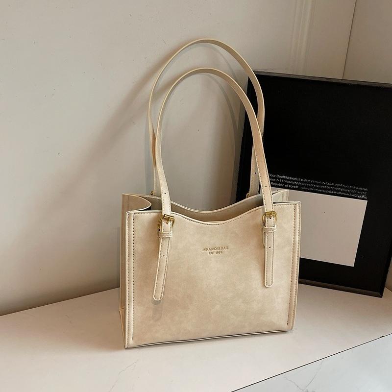 

Leisure and Simple Underarm Large Bag, College Student Bag, Large Capacity Commuting Tote Bag without pendant бежевий