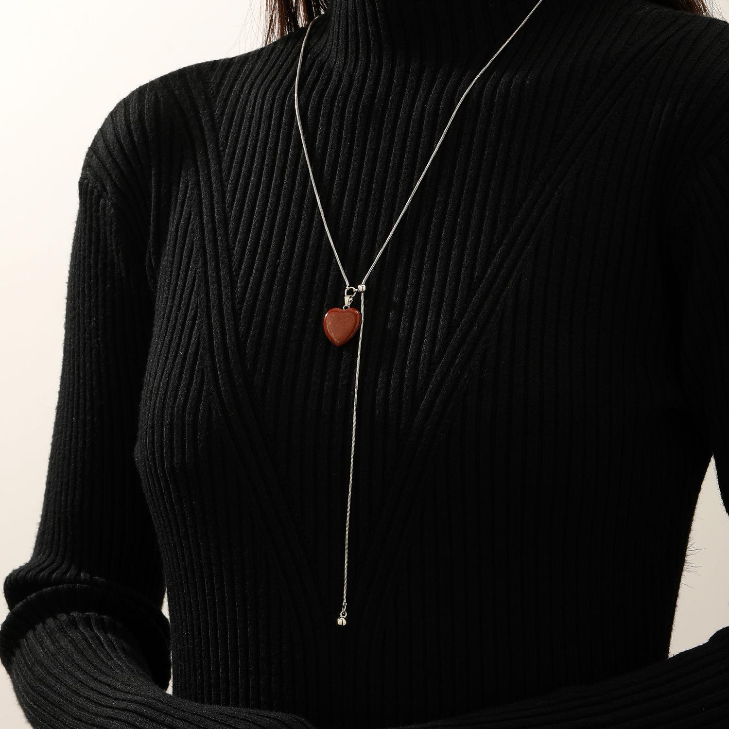 Vintage Heart-Shaped Stone Pendant Necklace for Women Fashion Adjustable Pull-Out Tassel Y-Shaped Necklace Charm Jewelry Gifts