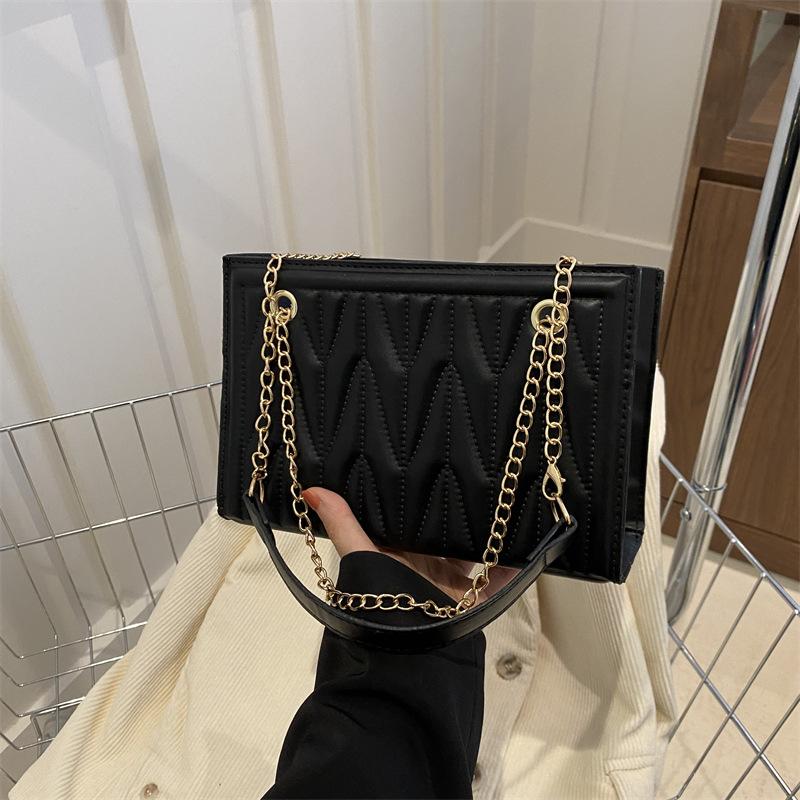 Women's Chain Small Bag Women's 2025 Spring New Versatile Ins Messenger Bag Small Square Bag