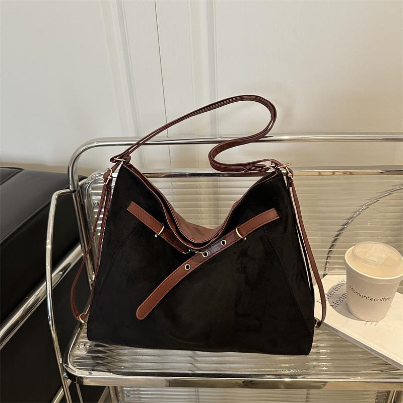 Urban Minimalist Pu Small Shoulder Bag With Zipper For Daily Use
