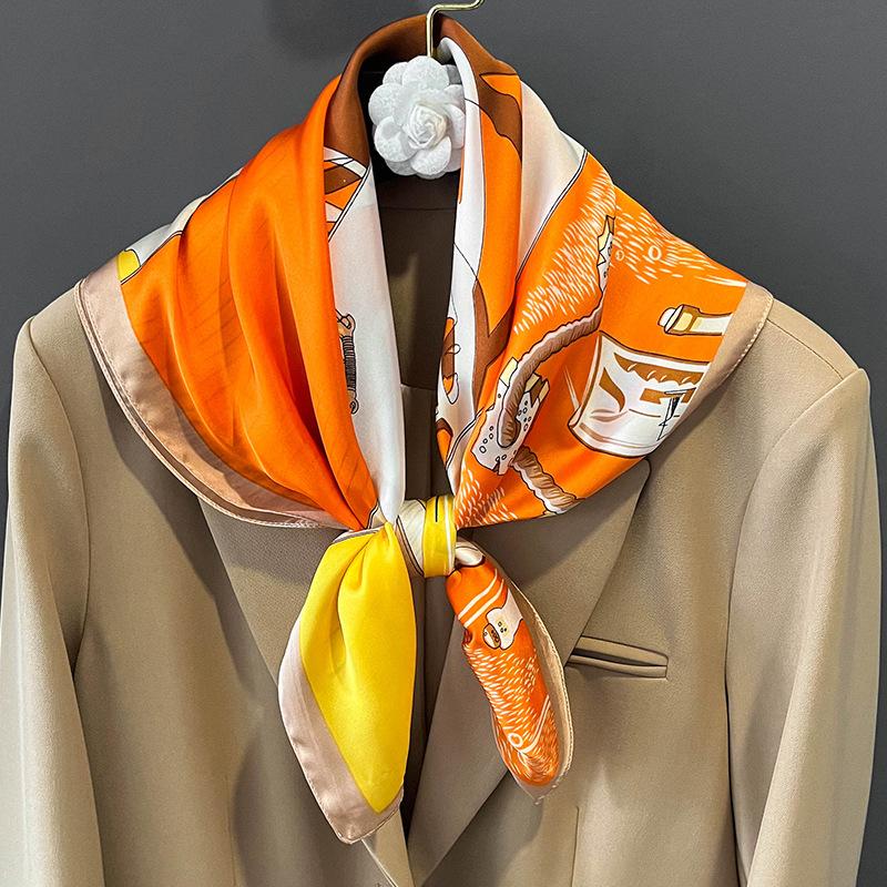 

Luxury Chain Print Imitation Silk Scarves Fashion Style Sunscreen Headcloth Popular Beach Travel Women Square Scarf Hairband 70x70cm