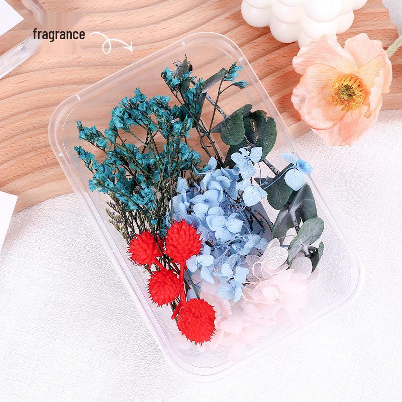 Eternal Dried Flower Photo Frame Decoration – Handmade Air-Dried Bouquet Ornament for March 8th