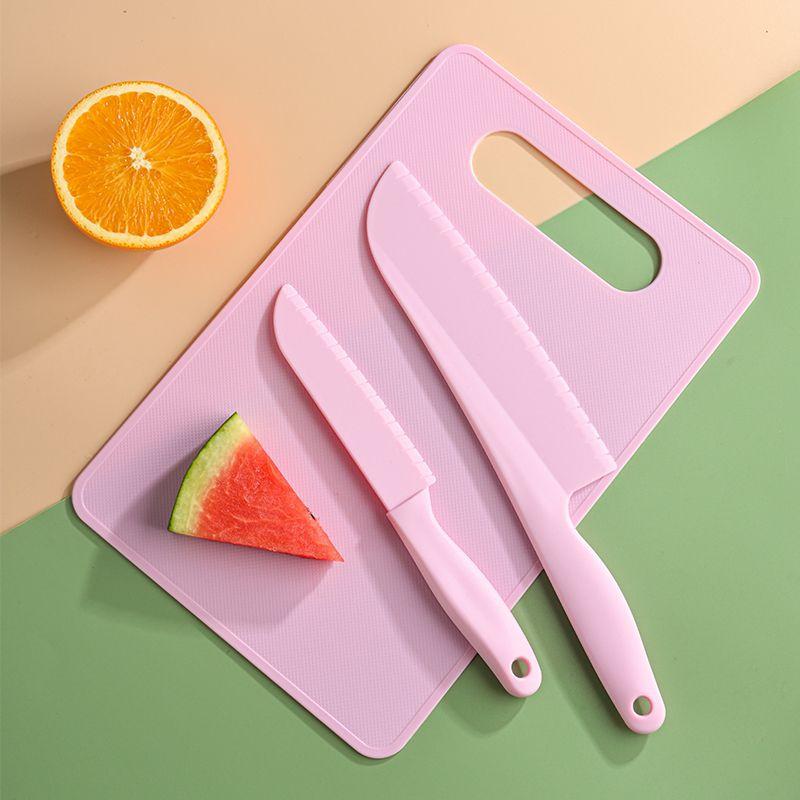 Non-slip Plastic Kitchen Knife for Cutting Fruits, Knife Set for Chopping Vegetables, Chopping Board, and Baby Food Set.