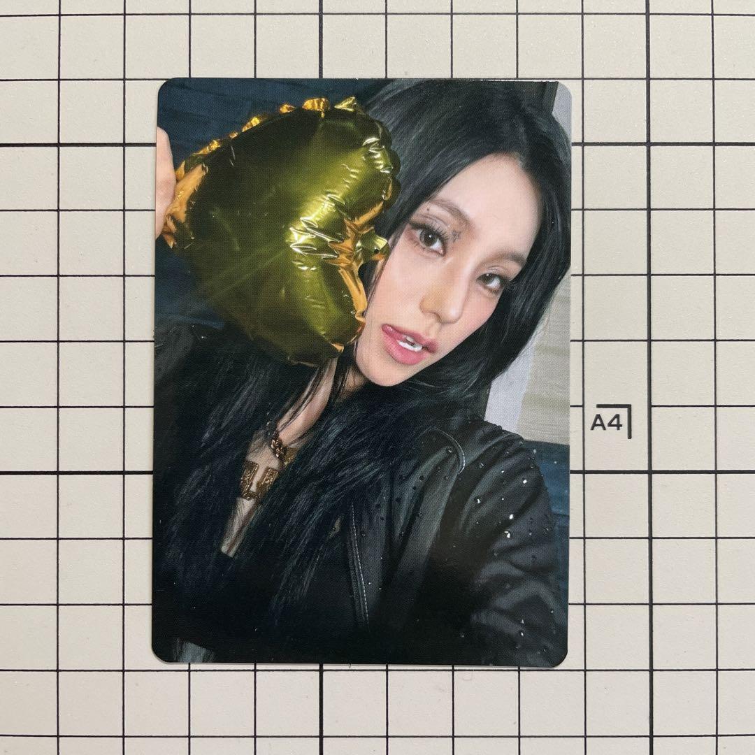 

[Б/У] ITZY GOLD ITZY ЯПОНИЯ Йеджи Бонусная Торговая Карта