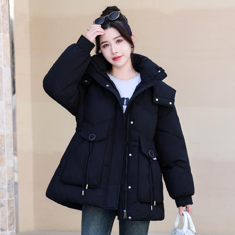 

2025 зима новая хлопковая куртка с капюшоном, приталенная, пуховик, хлопковая куртка женская, большого размера, утолщенная хлопковая куртка, темпераментная стеганая куртка M чёрный