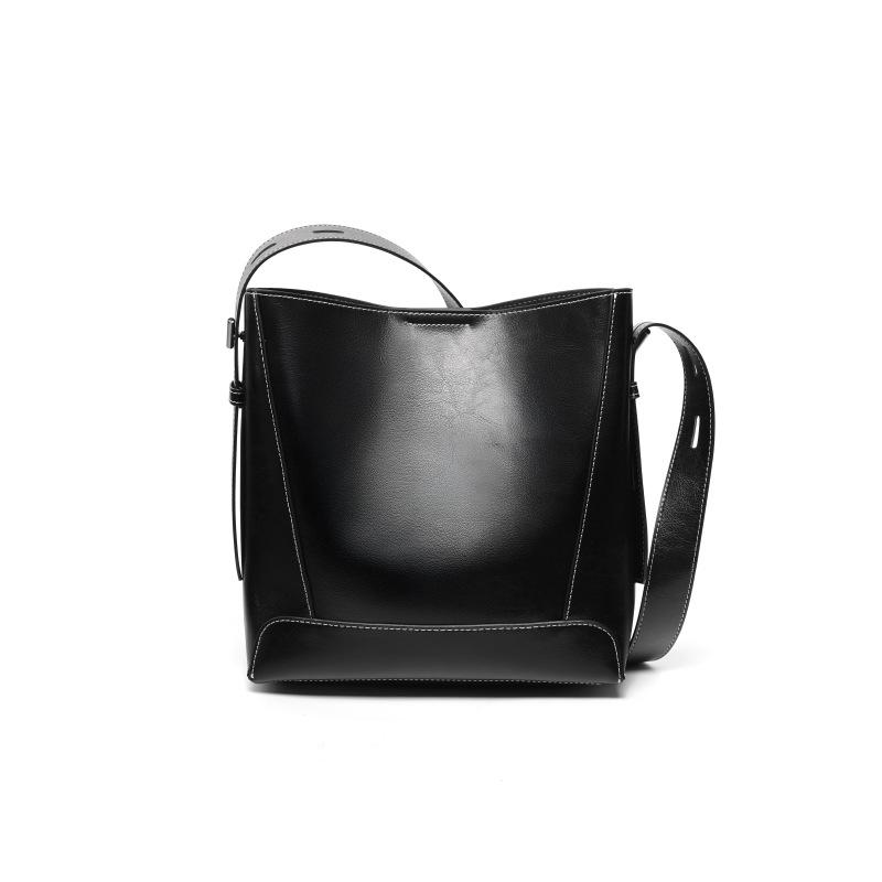 Wide Shoulder Strap, High-end Feel, Large Capacity Shoulder Bag, Women's Retro New Style, Women's Niche Genuine Leather, Women's Crossbody Bucket Bag
