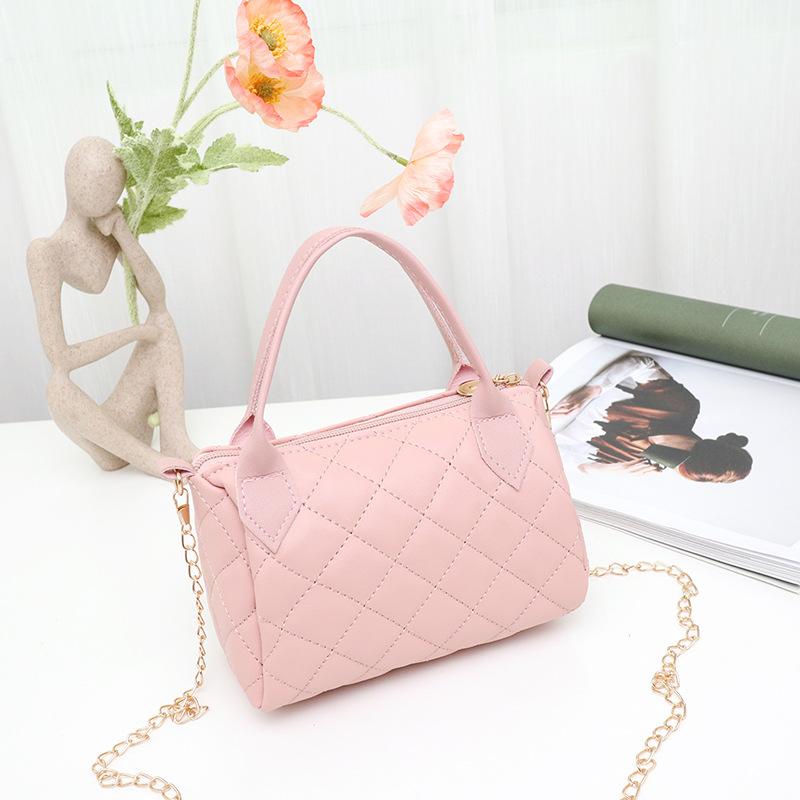 Trend embroidered rhombus chain portable cylinder bag casual versatile women's bag, one piece