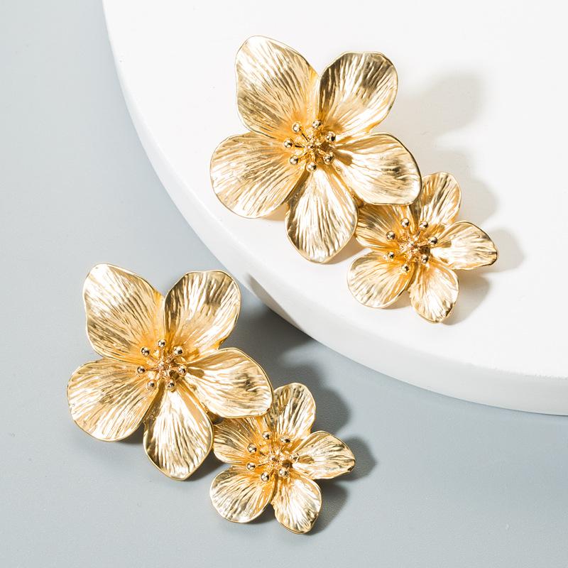 Tarnish Free Vintage Gold Color Stainless Steel Drop Earrings Metal Waterproof Statement Stylish Gold Color Exaggerated