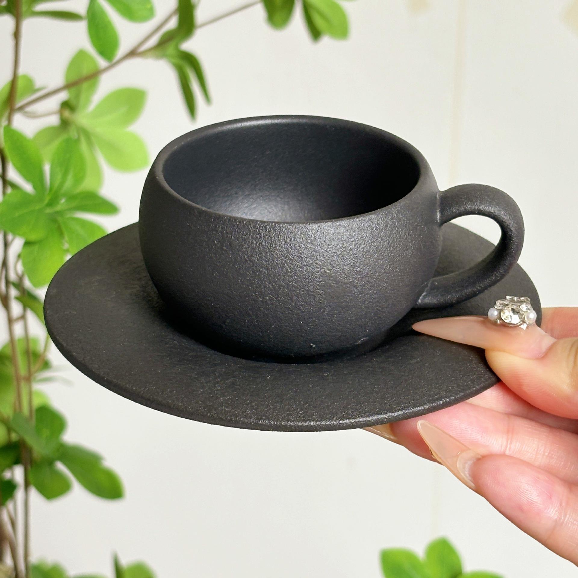 Feuer brennendes Steinmuster Kaffeetasse Untertasse mit Henkel Matte Tasse Exquisite Kaffeetasse High-End Keramiktasse 110ML