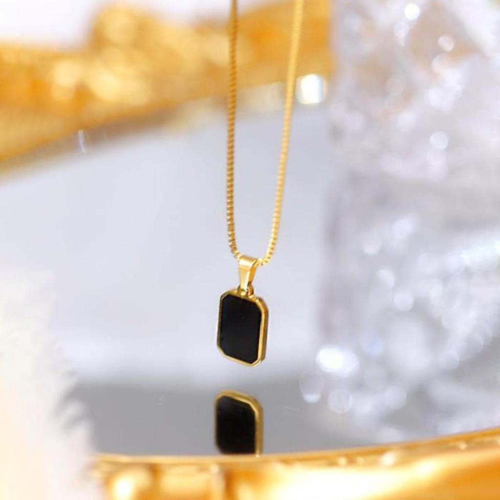 Women's Black Rectangular Necklace - European and American Fashion Clavicle Chain, Non-fading, Net Celebrity Style.  Sleek Black Square Necklace.
