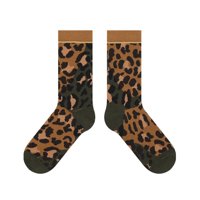 

Winter and Autumn Leopard Print Fashion Short Socks for Ladies - Outdoor Anti-Slip and Anti-Odor Colorful Leggings - Mid-Calf Socks 1 pair
