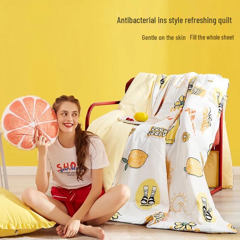 

Mengee Washable Antibacterial Summer Quilt