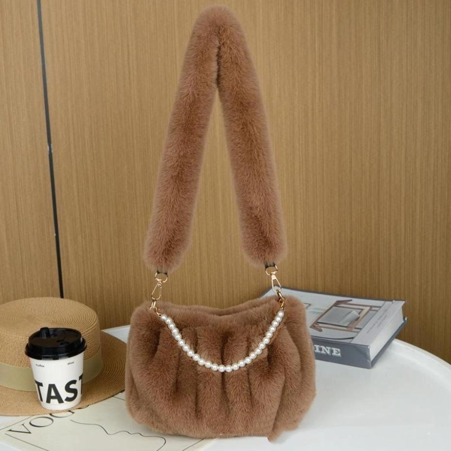 1 Pcs New Wrinkled Small Square Bag Shoulder Bag Soft Plush Fur Ladies Elegant Pearl Chain Underarm Bag Women