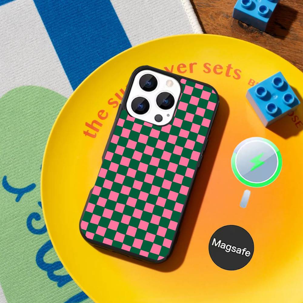 Checked chess board lattice Phone Case For iPhone 17,16,15,14,13,12,11,Pro,Max,Plus,Mini Magnetic Magsafe Wireless Charging