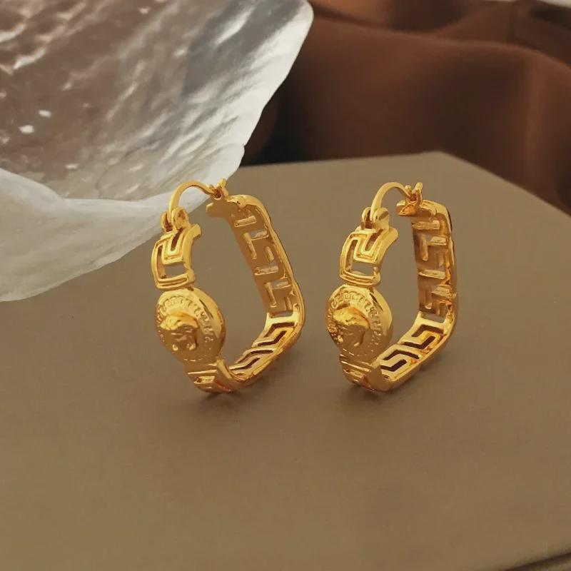 Copper-Plated Gold Hollow Design Medieval Style Earrings - High-End Temperament 