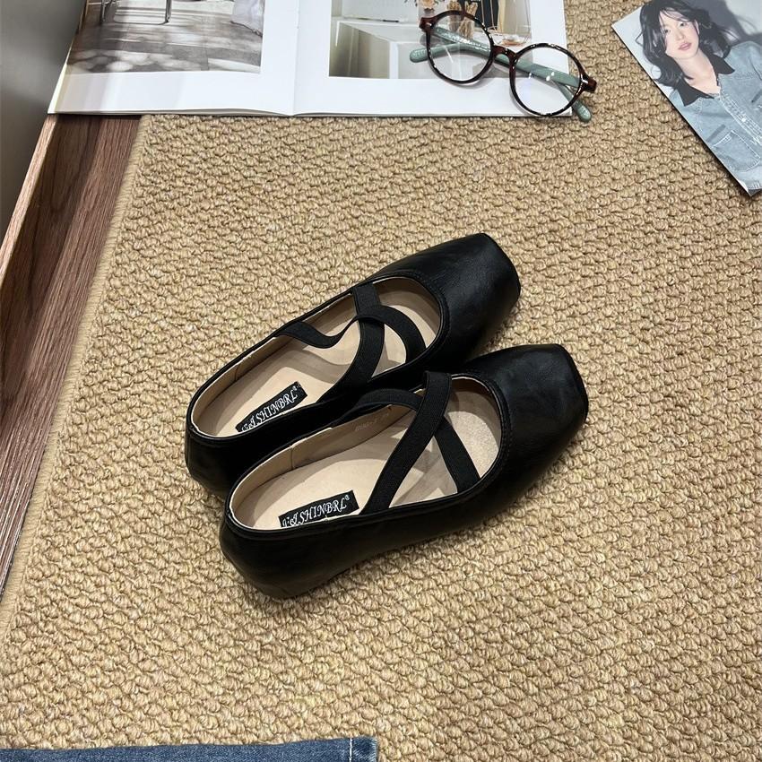 Knock textured cowhide retro ballet square head 2025 autumn new thick low heel cross belt full leather single shoes women