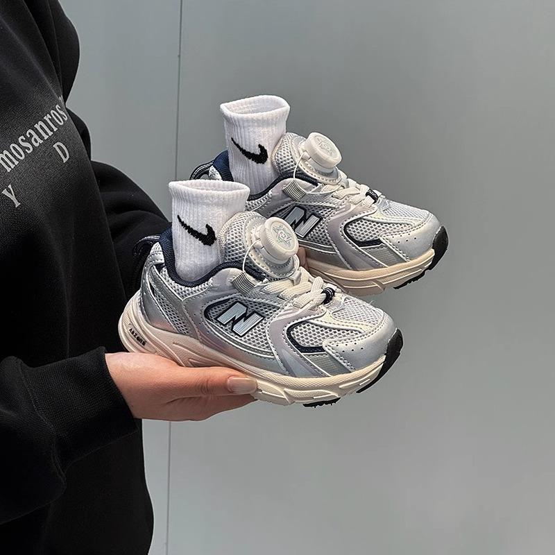 Kindersport schuhe 2025 Frühling und Herbst neu Mädchen Netz atmungsaktiv Dad Schuhe Jungen weiche Sohle Freizeitschuhe Laufschuhe