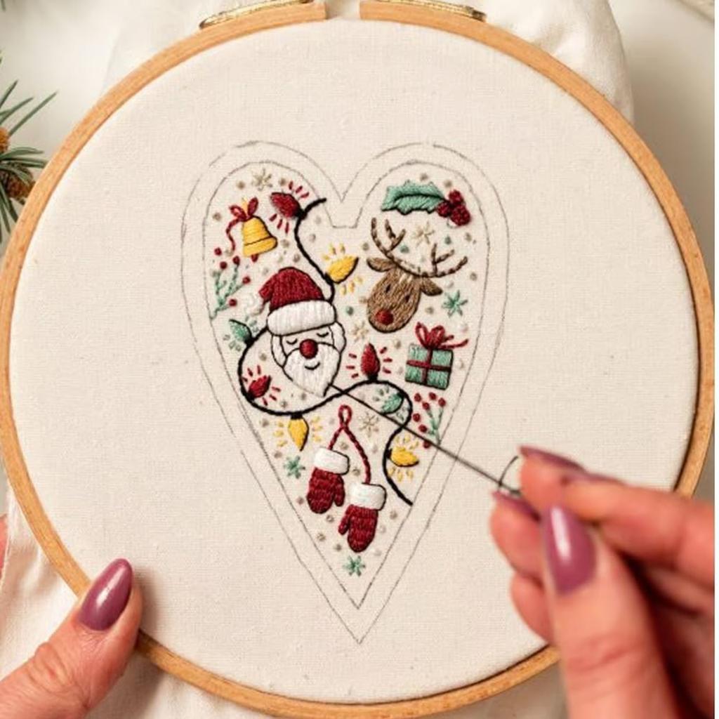 8Pcs DIY Heart Embroidery Christmas Cross Stitch Kit with Needles Heart Xmas Embroidery Kit Heart Cross Stitch Kit(Material Pack