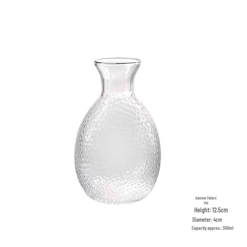 Qiwei Japanese Hand-Hammered Glass Sake Set