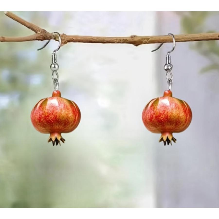 Cross-border new European and American Santa Claus earrings acrylic creative design sense Christmas Eve cute apple earrings