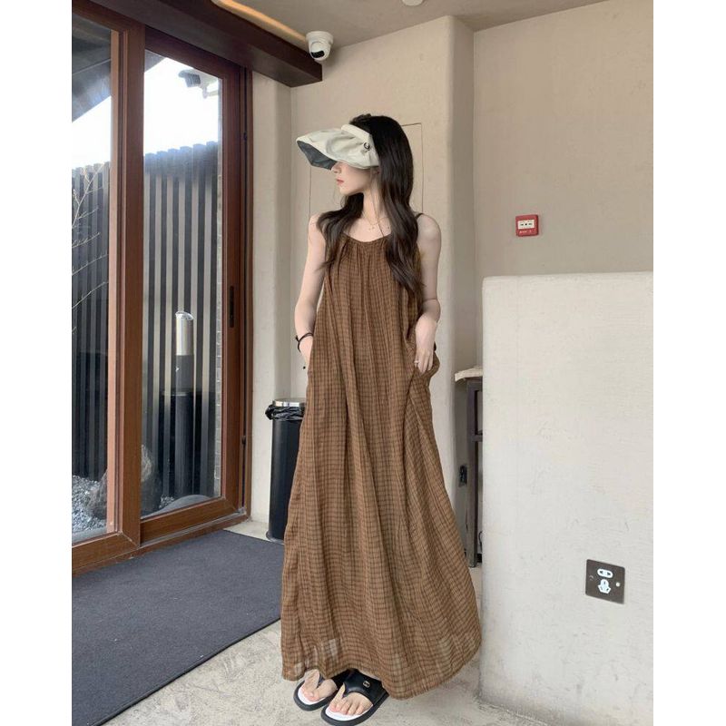 Tea Break French Retro Plaid Suspender Dress 2026 New Style Women's Summer Gentle Style Seaside Vacation Long Dress