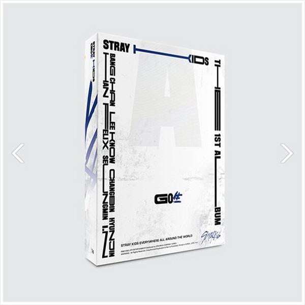 

Первый полноформатный альбом CD Stray Kids — GO live