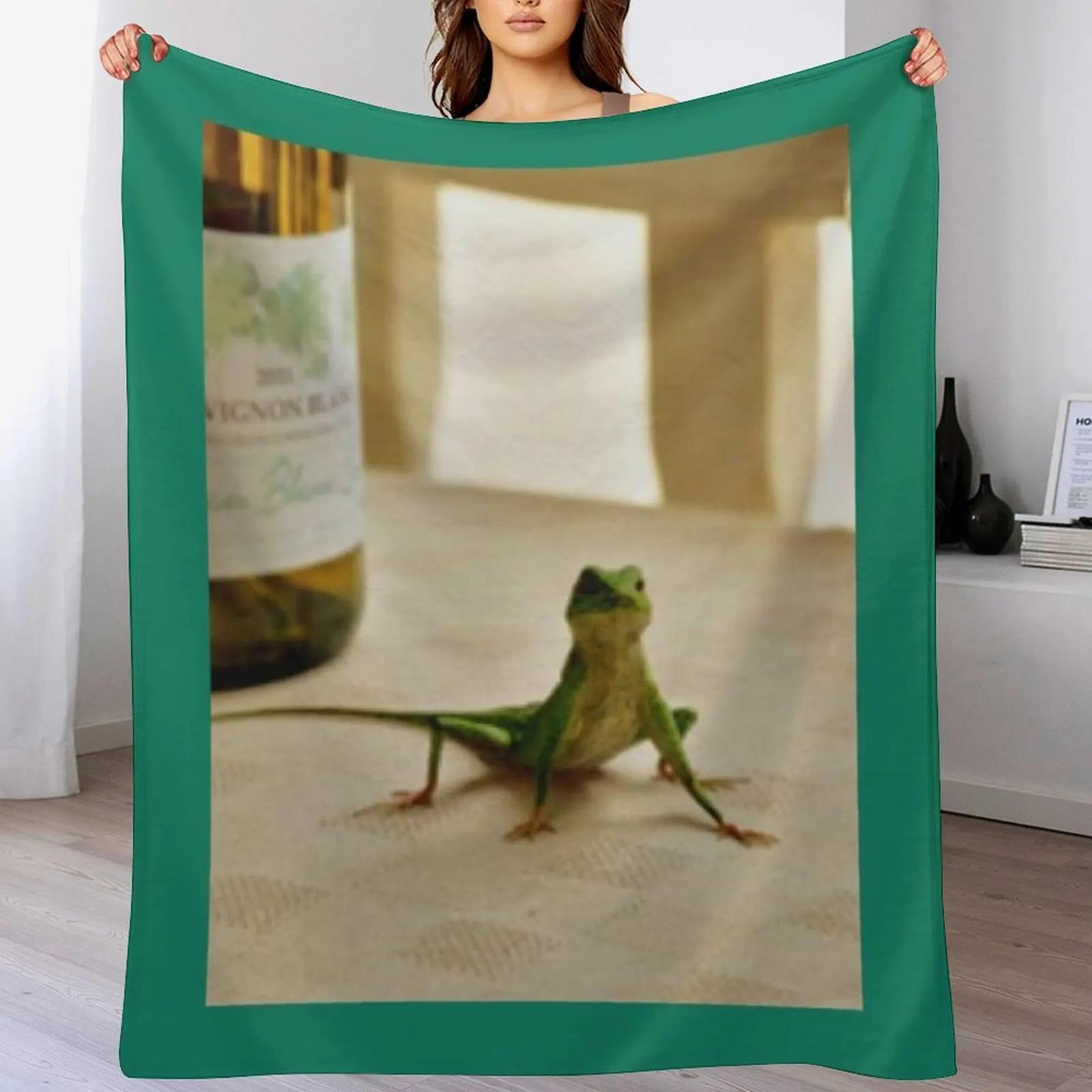 

Harry lizzard BBC Death in Paradise Throw Blanket Cozy Light Blanket for Travel Camping Picnic 102x76cm(40x30in)