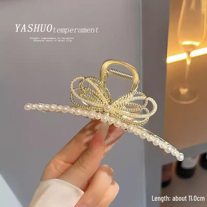 High-End Women's Rhinestone Hair Shark Clip - Large, Stylish, and Trendy Hairpin