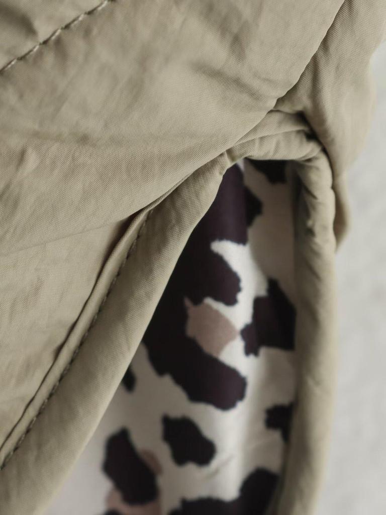 2025 H/W Damen Baumwollmantel mit geripptem Kragen und dreifarbigem Leopardenmuster-Futter (B88786)