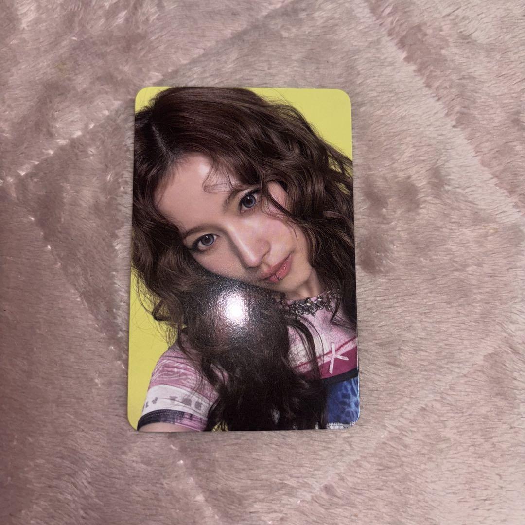 

[Б/У] TWICE Сана ЭТО ДЛЯ КОНФЕТТИ