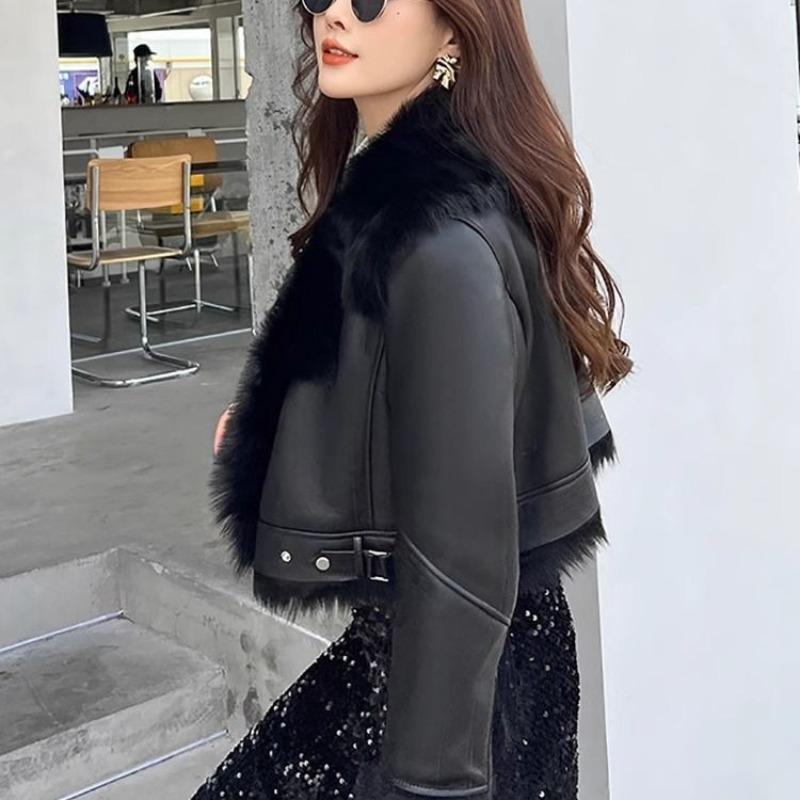 Autumn and Winter New Velvet Celebrity Daughter Gold Wind Big Lapel Imitation Fox Hair Pie Overcome Locomotive Suit Leather Jacket Short Coat Women