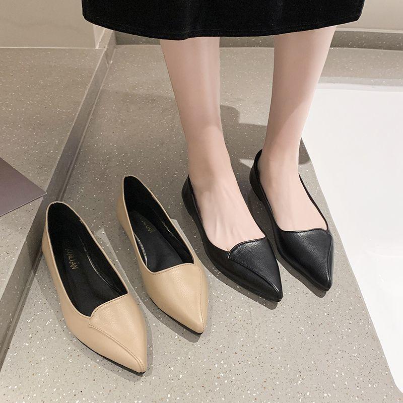 Soft-soled work shoes, black pointed flat-soled single shoes 2025 professional flight attendant shoes, soft leather comfortable work hotel leather