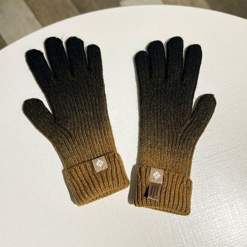 

Women s Korean-Style Tapered Knitted Mittens Black All yards