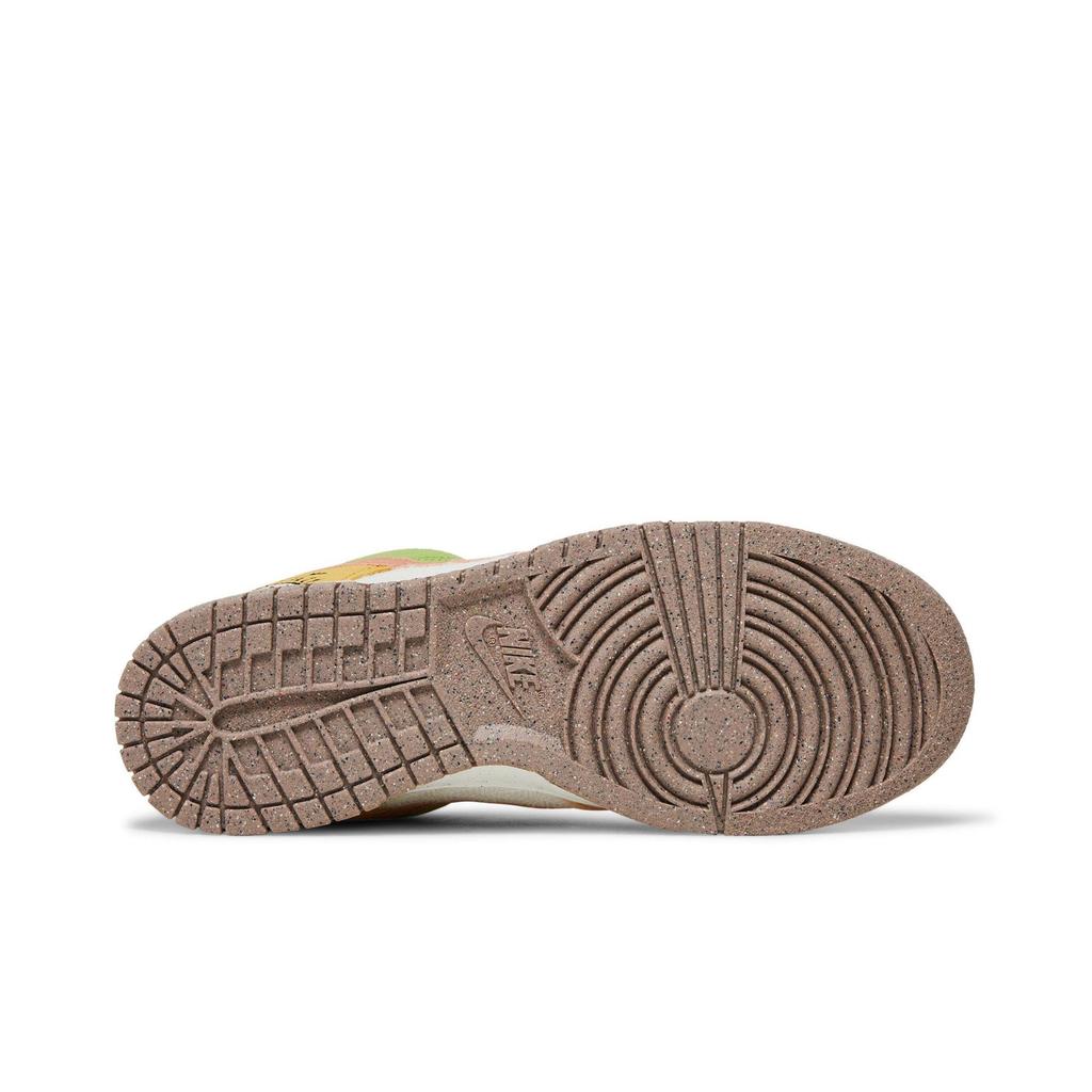 Nike Womens Dunk Low SE 'Sun Club' (women's sizes) Sail Skateboard Shoes DQ0265 100