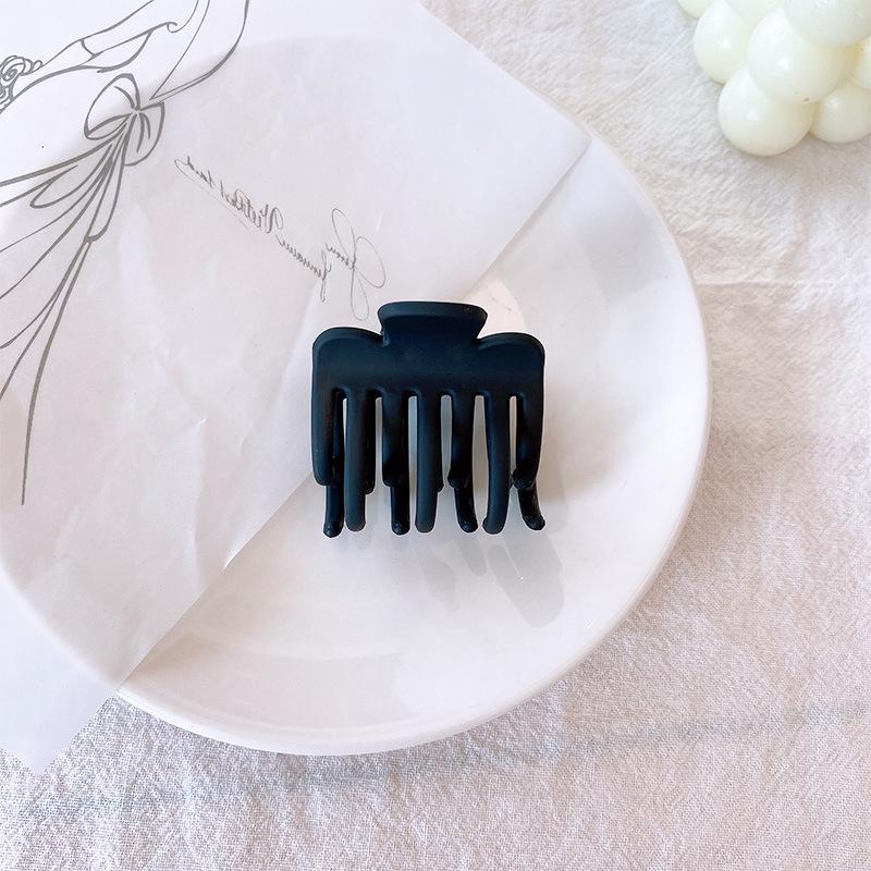 

Заколка для волос в стиле Мори с цветочной тенью: Простая заколка-краб для женщин, 2022 чёрный